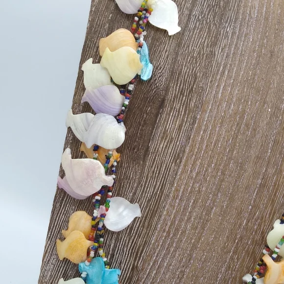 Pastel Dyed Seashell Fish Colorful Multi Strand Seed Bead Necklace 27" Vintage - Picture 5 of 14